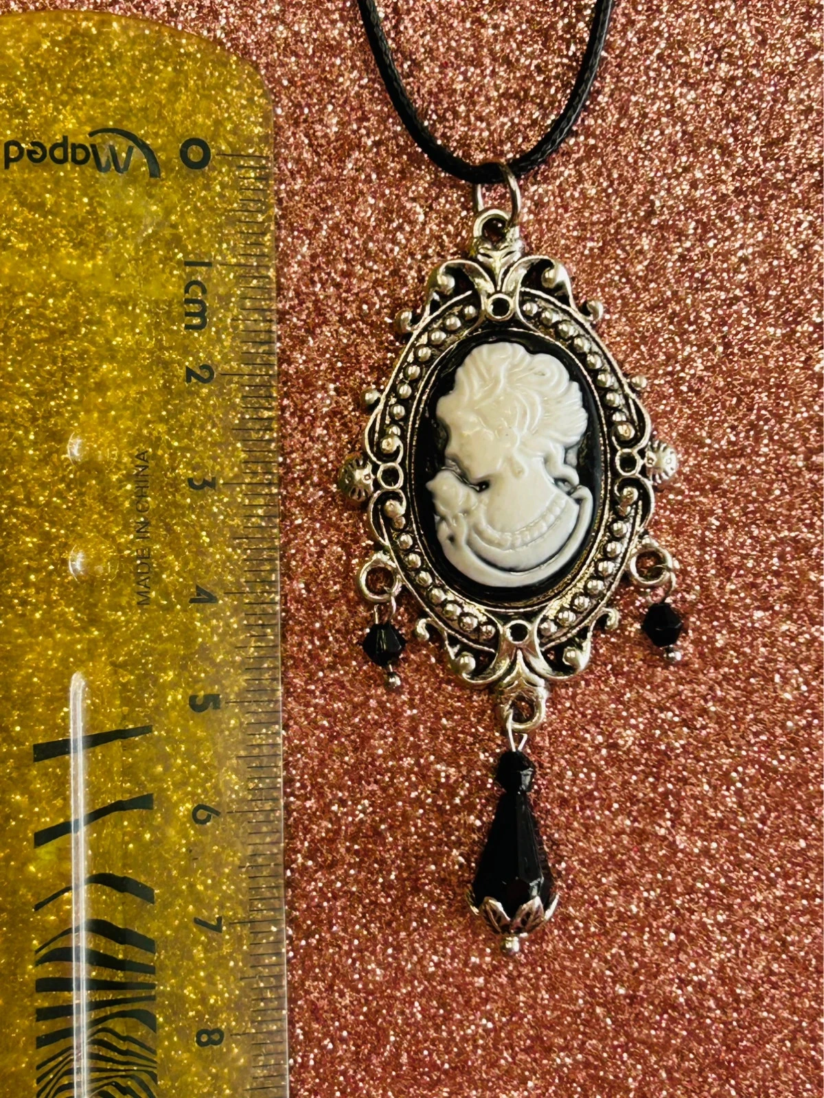 Grote Camée hanger met kwastjes – photo 4